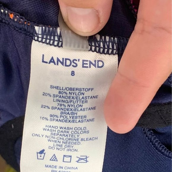 LAND'S END SWIMWEAR WOMAN'S SIZE 8 WITH WIRED/PADD - Picture 9 of 10